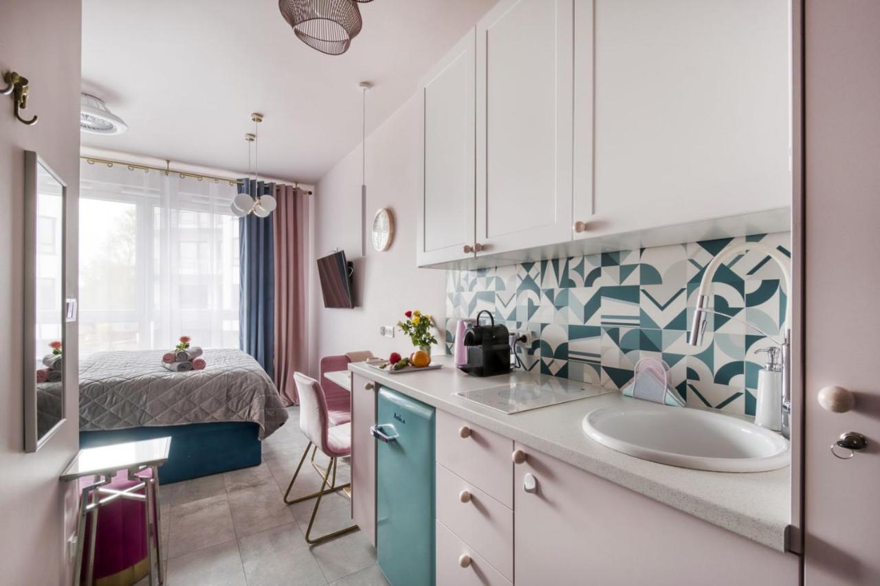 Apartamenty Metropark Krzemieniecka-Lux วอร์ซอ ภายนอก รูปภาพ